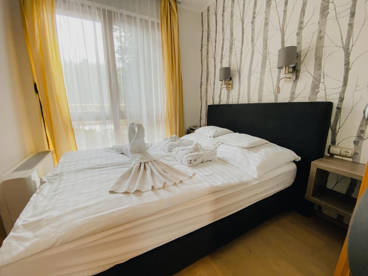 Royal Mediterran Сиофок Екстериор снимка